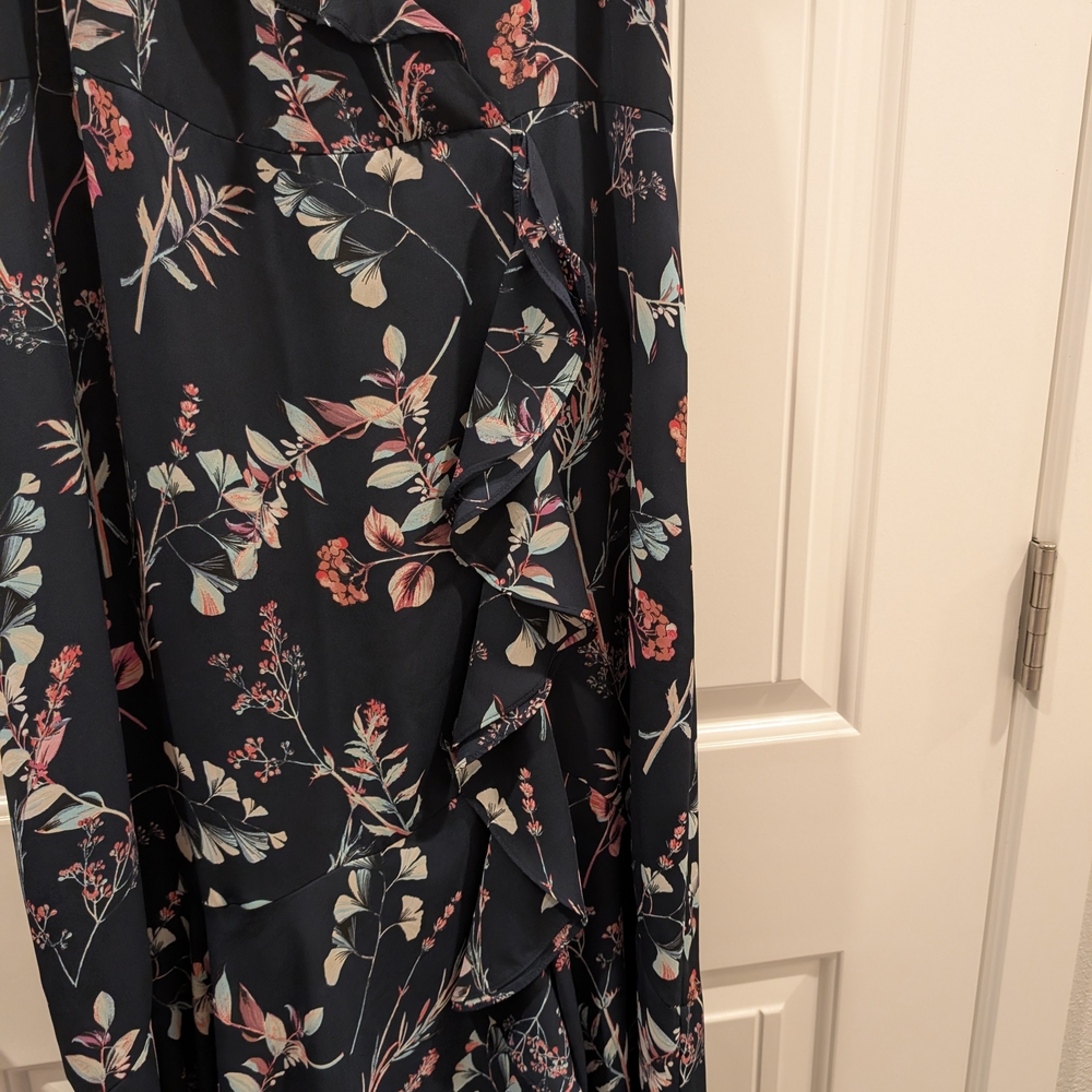 Banana Republic Navy Floral Maxi Dress - Picture 3 of 9